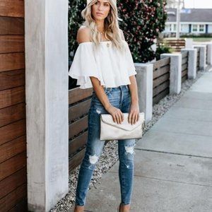 Vici Slow Kiss Off The Shoulder Top - White